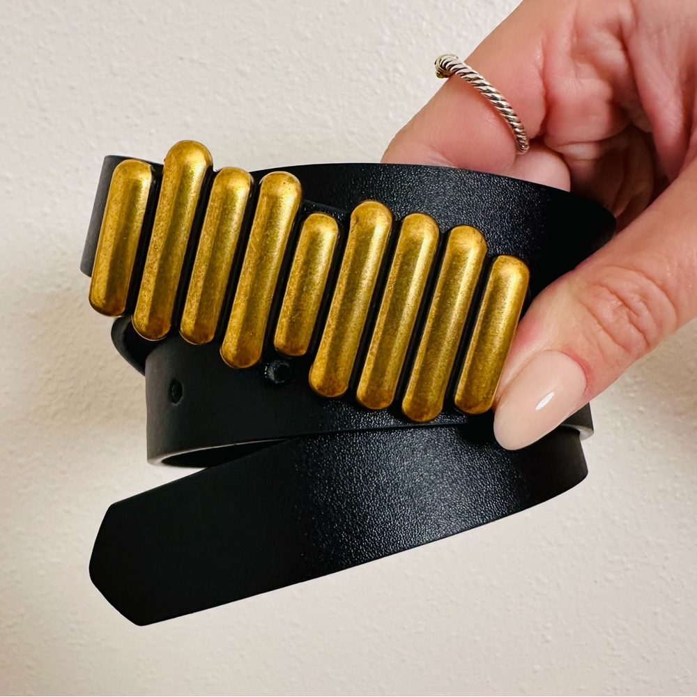New Elegant Faux Leather Black Belt with Brushed Gold Accent Buckle - Picture 2 of 5